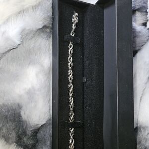 Kay Jeweler Chic Silver Chain Bracelet
